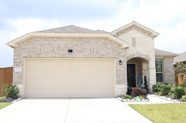 property at 1300 Coco Ray Ln