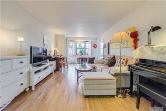 42-55 Colden St in Queens, NY - Building Photo - Building Photo