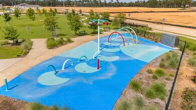 15765 Bayberry Trce Dr in Conroe, TX - Foto de edificio - Building Photo