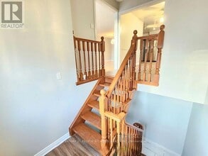 2644 Windjammer Rd in Mississauga, ON - Building Photo - Building Photo