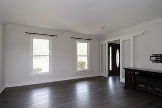 24243 Graver Ln in Naperville, IL - Building Photo - Building Photo