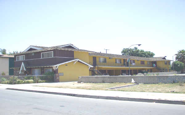 3536 Los Flores Blvd in Lynwood, CA - Building Photo - Building Photo