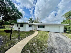4430 W Broward Blvd in Plantation, FL - Building Photo - Building Photo