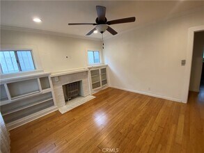 1132 Mariposa Ave in Los Angeles, CA - Building Photo - Building Photo