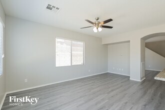8932 Bandinella Ave in Las Vegas, NV - Building Photo - Building Photo