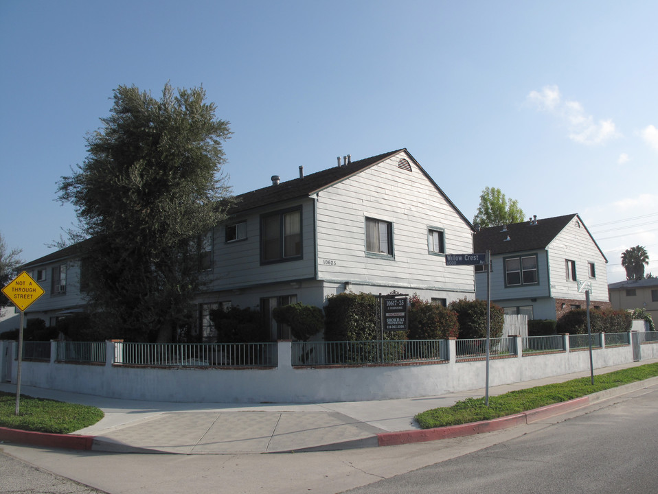 10617-25 Oxnard St in North Hollywood, CA - Building Photo