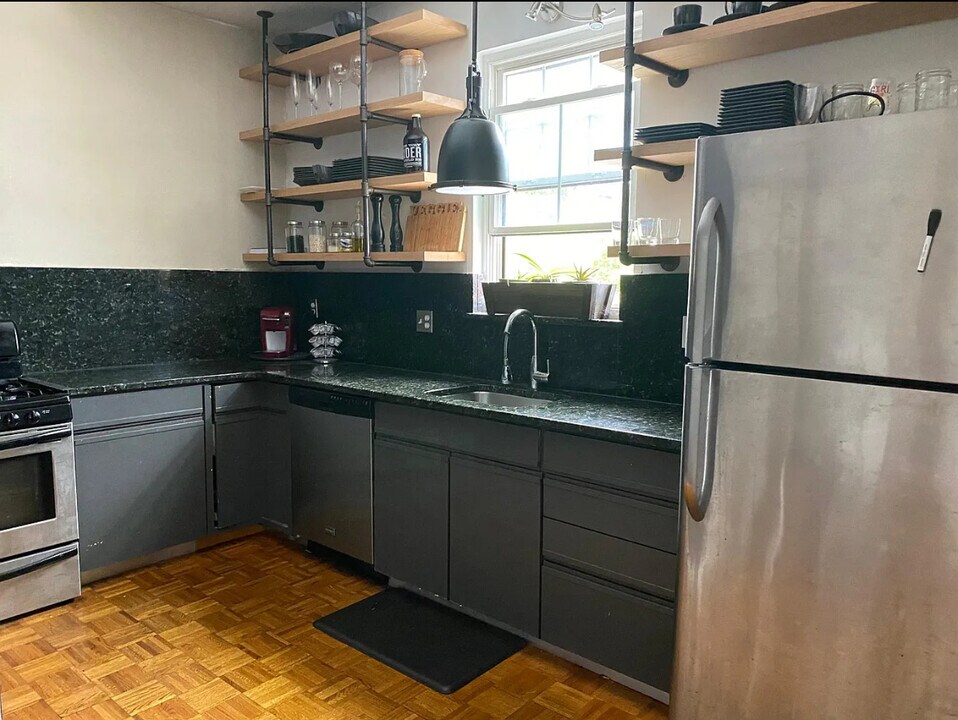 170 Ashmont St, Unit 16 in Boston, MA - Building Photo