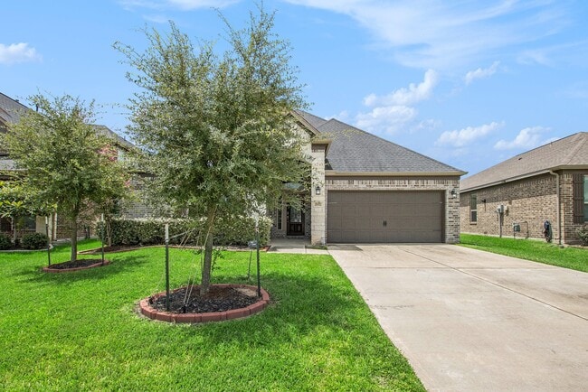 property at 18911 Cypress Bay Dr
