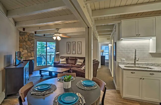 property at 2400 Lodgepole Cir