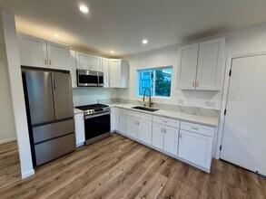 1144 E Wilson Ave, Unit 1144 E Wilson in Glendale, CA - Building Photo - Building Photo