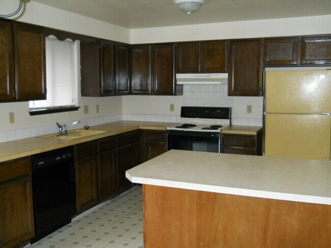 3427 E 26th Ave in Spokane, WA - Building Photo - Building Photo