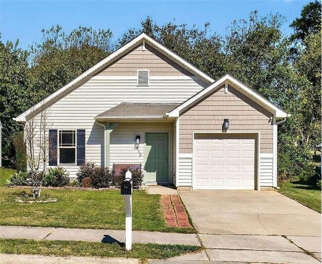 property at 913 Skinner Dr