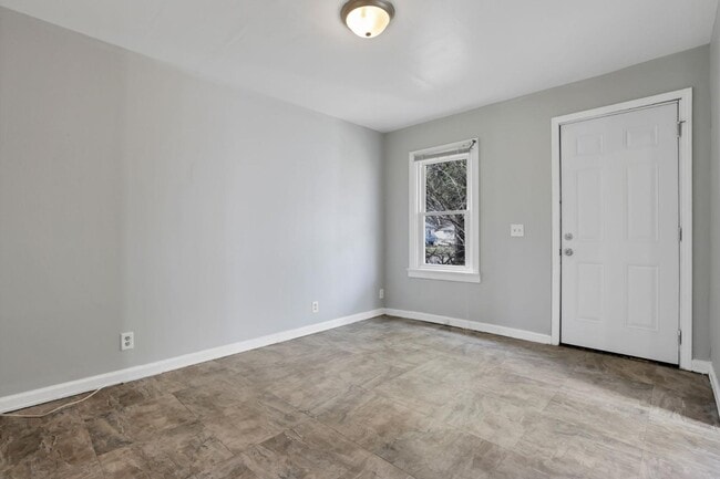 property at 590-592-592 Robinwood Ave