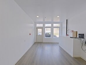 510 Martin Street in Philadelphia, PA - Building Photo - Interior Photo