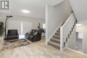 33 Bounty Ave in Thorold, ON - Building Photo - Building Photo