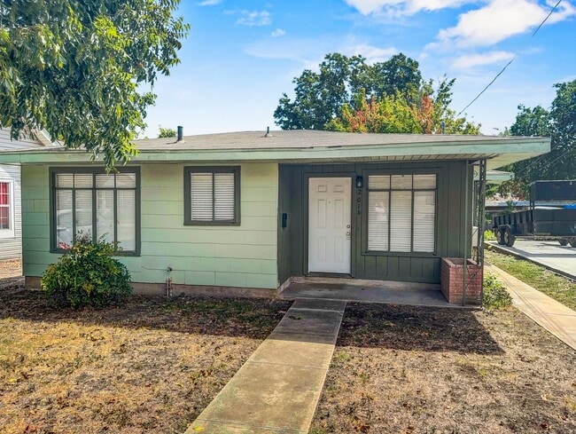 property at 2016 W Olmos Dr