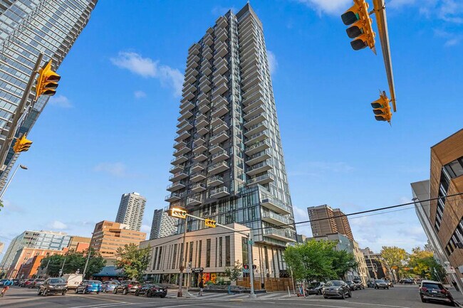 1010-1016 6 St SW in Calgary, AB - Building Photo - Building Photo