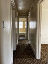 1812 Chapin St-Unit -Upper in Jackson, MI - Building Photo - Building Photo