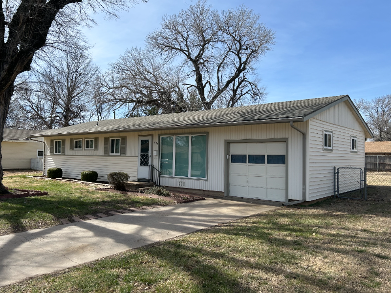 625 N Redbarn Ln in Wichita, KS - Building Photo