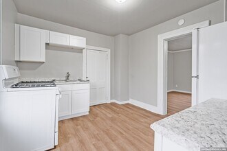 318 N Oneida St in Appleton, WI - Building Photo - Building Photo