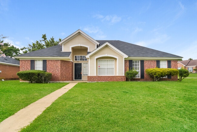 property at 7125 Fair Oaks Ct