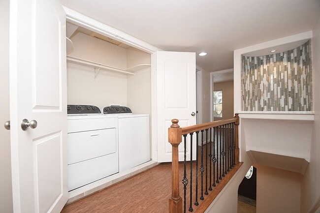 13240 Trail Hollow Dr