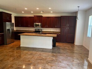 9555 Phipps Ln in Wellington, FL - Building Photo - Building Photo