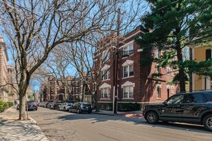4 Arlington Street in Cambridge, MA - Building Photo