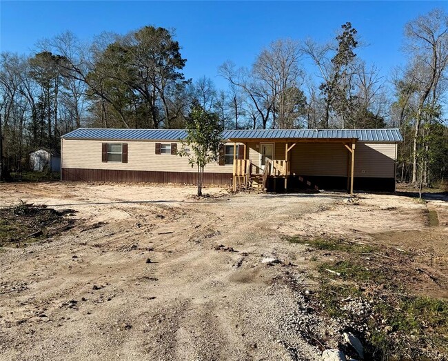 property at 511 County Rd 2218