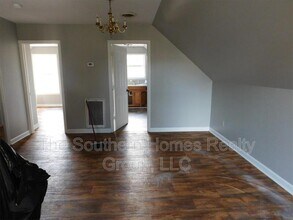 309 W Madison Ave in Athens, TN - Foto de edificio - Building Photo