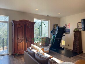 2540 Fieldcress Rd in Eugene, OR - Building Photo - Building Photo