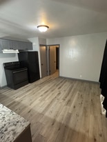 1959-1961 Maple Dale Rd in West Bend, WI - Building Photo