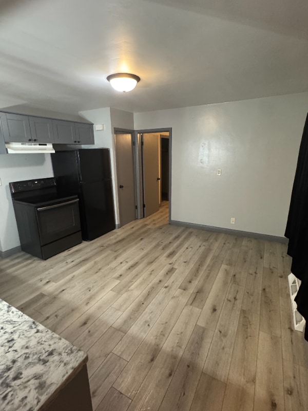 1959-1961 Maple Dale Rd