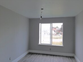 509 W High St in Elkhart, IN - Foto de edificio - Building Photo