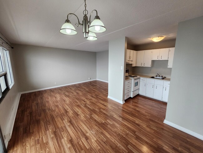 property at 411 Ellerdale St