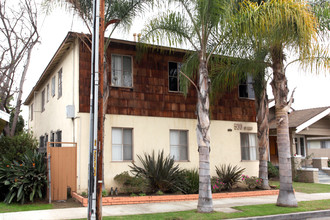 500 Saint Louis Ave in Long Beach, CA - Building Photo - Building Photo