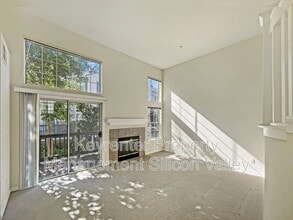 1889 Kobuk Valley Common in San Jose, CA - Building Photo - Building Photo