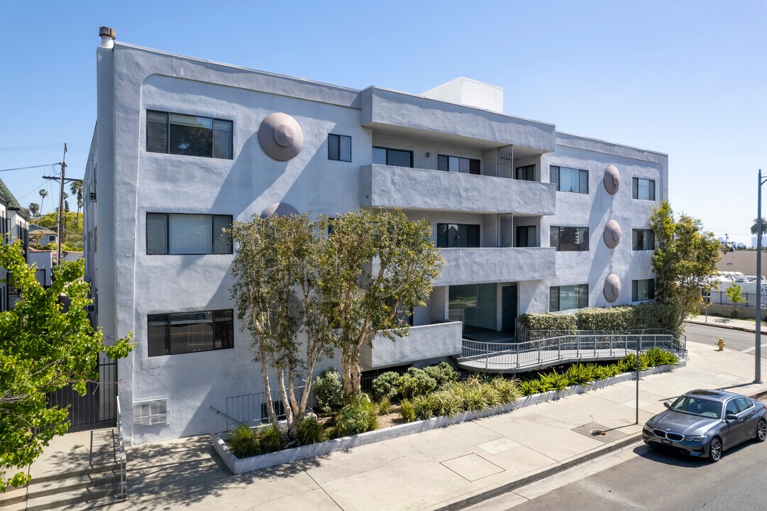 Vermont Towers in Los Angeles, CA - Building Photo