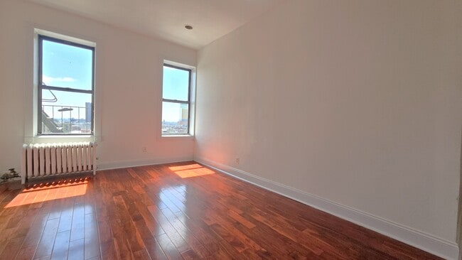 20 Magaw Pl in New York, NY - Building Photo - Building Photo