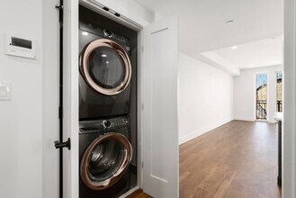 58 Hichborn St, Unit 2 in Boston, MA - Building Photo - Building Photo