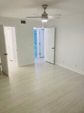 3561 Pine Needle Dr in Greenacres, FL - Building Photo - Building Photo