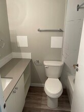Regency Towers in New Westminster, BC - Building Photo - Building Photo