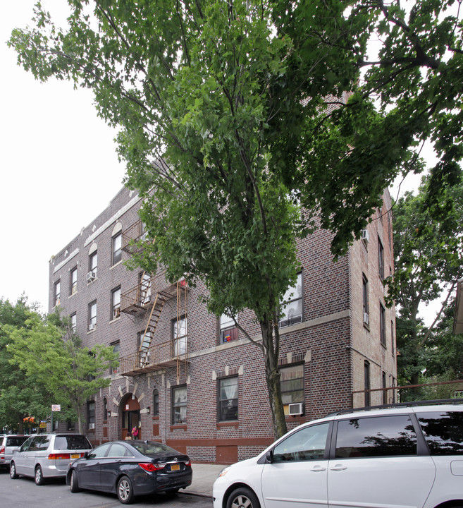 584 Rugby Rd in Brooklyn, NY - Building Photo