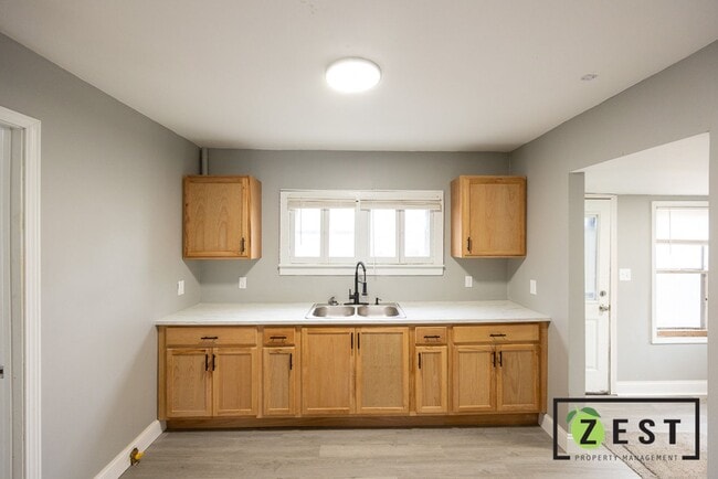 property at 7520 Ford Ave