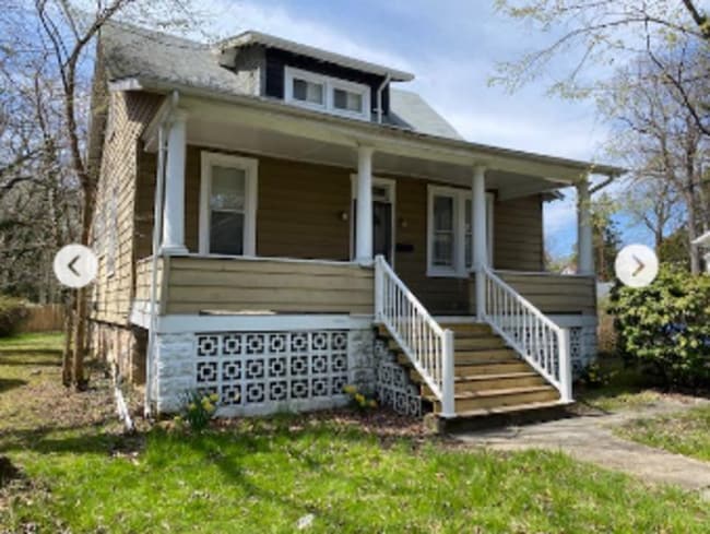 property at 3004 Ferndale Ave