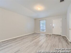 9623 Mustang Farm in San Antonio, TX - Building Photo - Building Photo