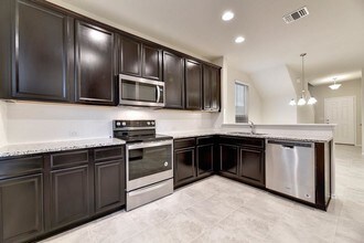 10505 Abana Way in Austin, TX - Building Photo - Building Photo