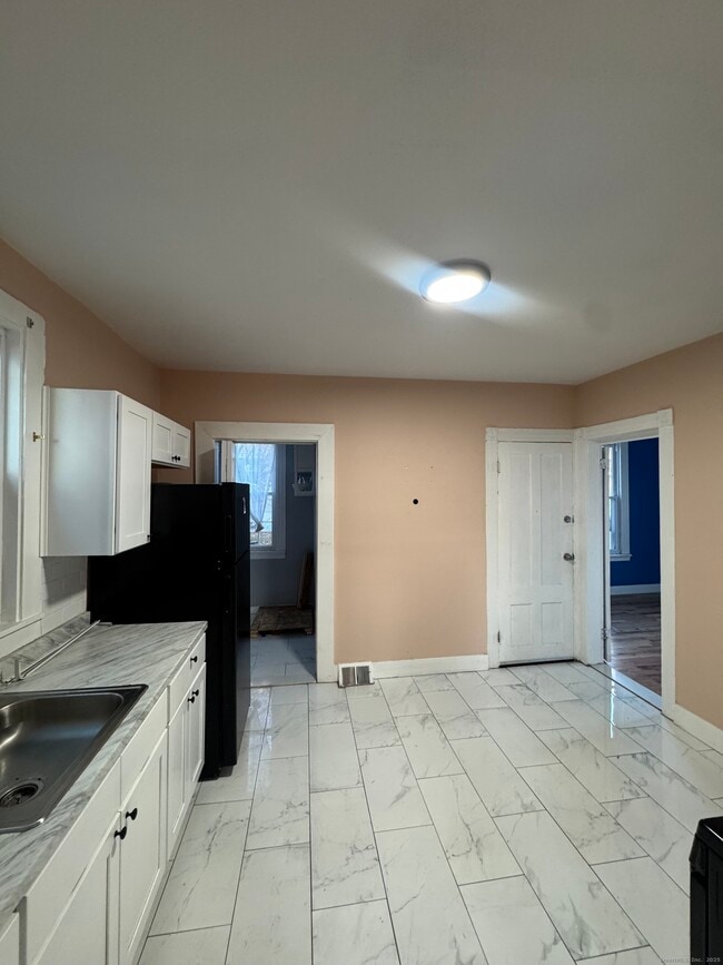 199 English St in New Haven, CT - Building Photo - Building Photo