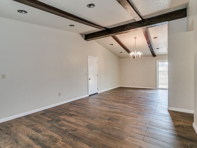 701 SW 71st St in Oklahoma City, OK - Building Photo - Building Photo