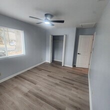 108 Lindsay St in Carrboro, NC - Building Photo - Building Photo